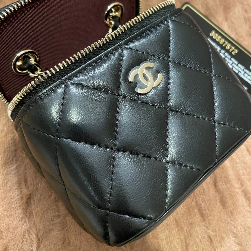 Chanel Mini Vanity With Chain Bag Black Lambskin - Picture 9 of 10